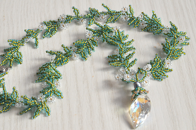 ビーズアクセサリー「hitA」の作品のメイン画像